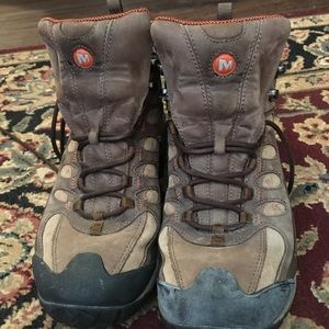 Awesome Merrell boots mens size 9.5